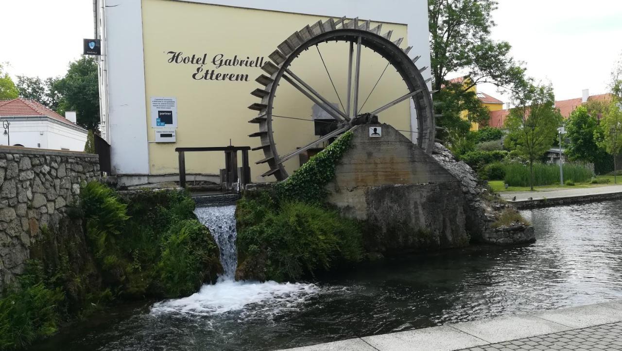 Monika Apartman Tapolca Exteriér fotografie
